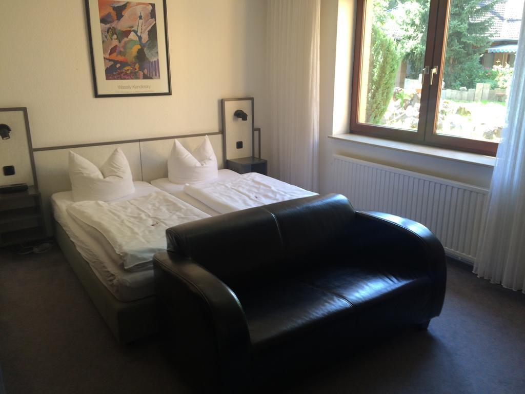 Hotel Aris Sarstedt Habitación foto